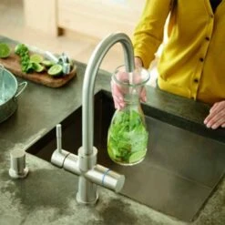 Franke Minerva Helix 4-in-1 Electronic Kitchen Tap - Stainless Steel - 119.0625.396 -Best Kitchen Items franke minerva 1190625396 2